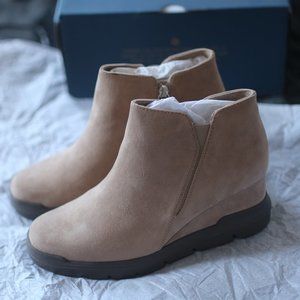 NWT Riley Wedge Platform Beige Booties.